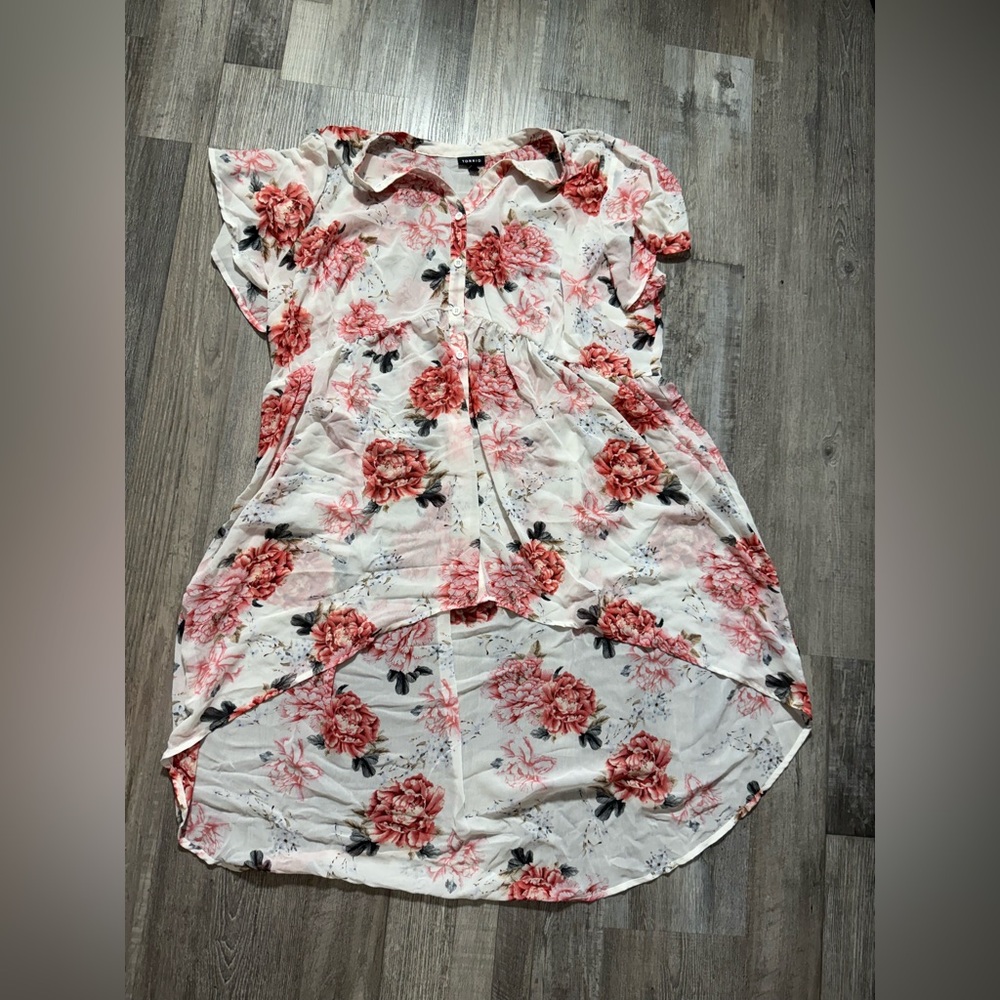 TORRID floral top